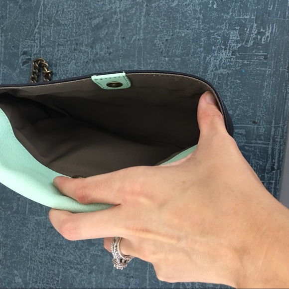 J Crew Green Blue Leather Envelope Chain Purse - Picture 5 of 8